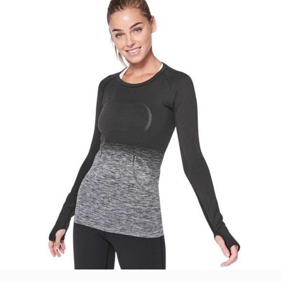 lululemon athletica Black and Gray Long Sleeve Top - Picture 2 of 9